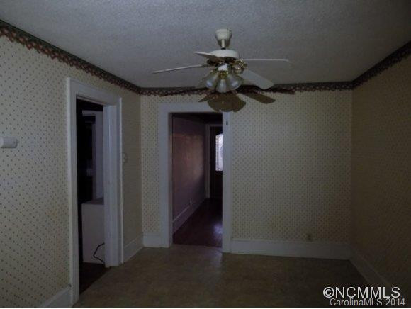 293 Pennsylvania Avenue - Photo 8