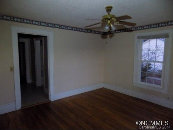 293 Pennsylvania Avenue - Photo 10