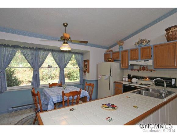 131 Apple Blossom Lane - Photo 5