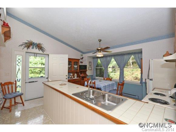 131 Apple Blossom Lane - Photo 7