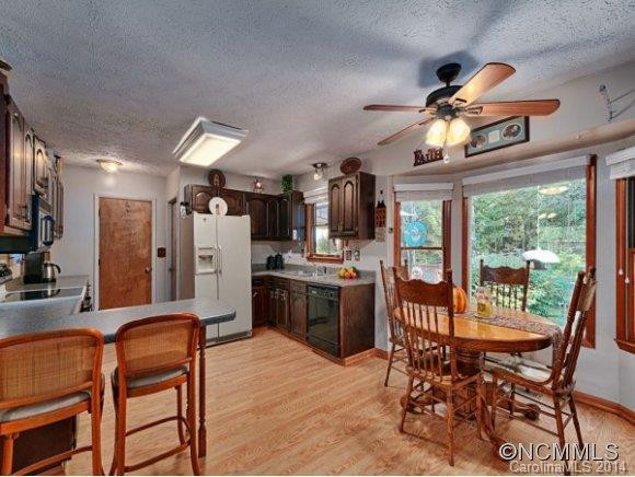 363 YOUNGS COVE ROAD - Photo 9