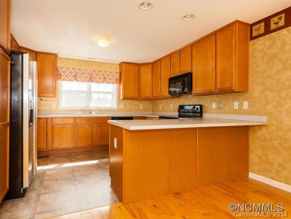 305 Bone Camp Rd - Photo 7