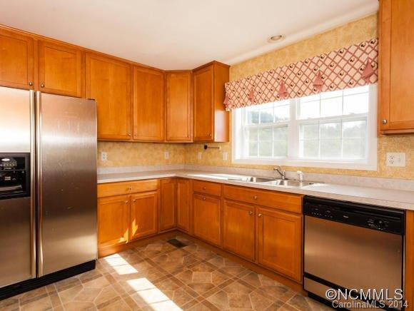 305 Bone Camp Rd - Photo 9