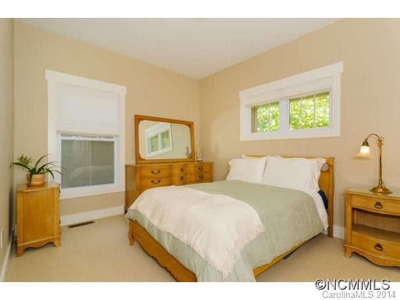 140 Estelle Park Drive - Photo 9