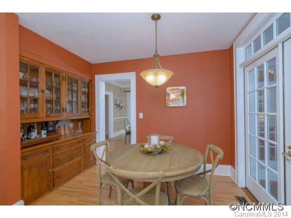 304 Vanderbilt Road - Photo 13