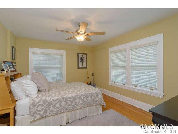 304 Vanderbilt Road - Photo 17