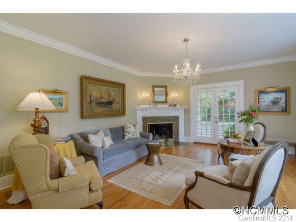 304 Vanderbilt Road - Photo 5