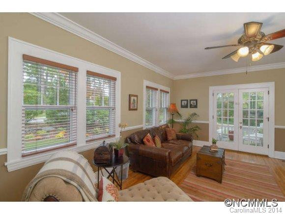 304 Vanderbilt Road - Photo 8