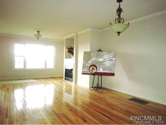 69 Rotunda Circle - Photo 2