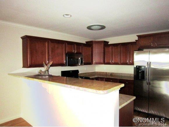 69 Rotunda Circle - Photo 4