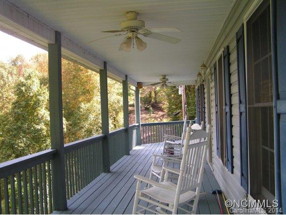1121 White Pine Road