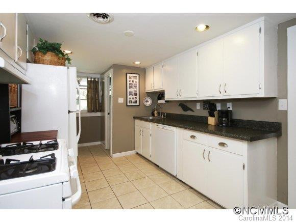 17 Goldmont Street - Photo 5