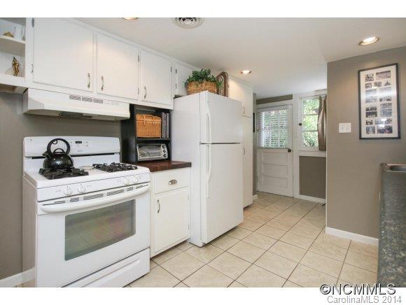 17 Goldmont Street - Photo 6