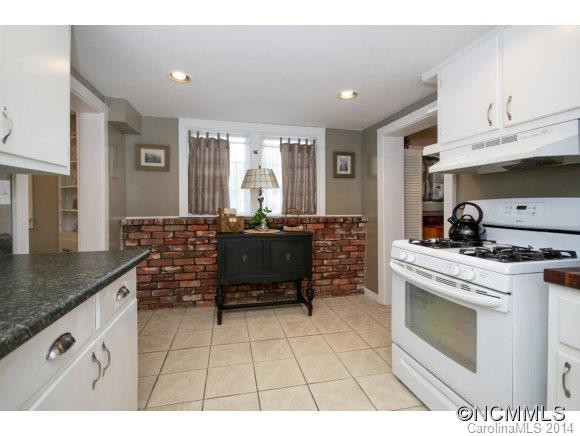 17 Goldmont Street - Photo 8