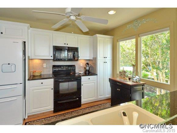 137 Ashefield Ct - Photo 9