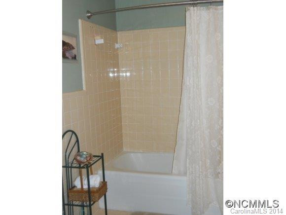 260 Oak Park Drive - Photo 15