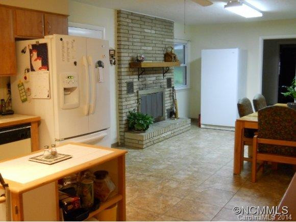 260 Oak Park Drive - Photo 3