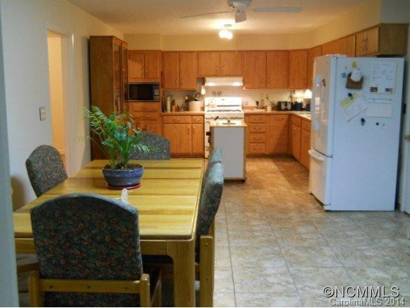 260 Oak Park Drive - Photo 4