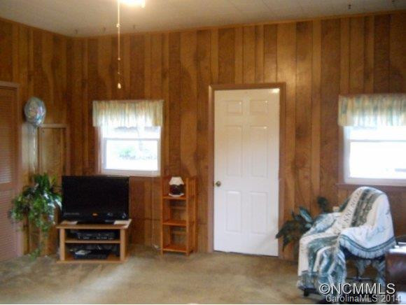 260 Oak Park Drive - Photo 8