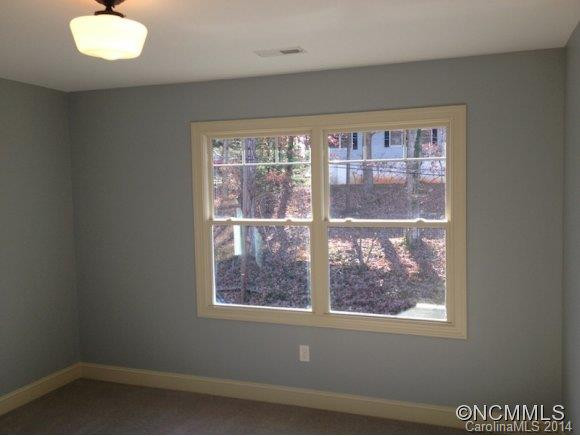 110 Houston St - Photo 8