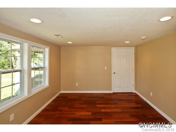25 Carolina Mountain Drive - Photo 9
