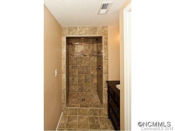 25 Carolina Mountain Drive - Photo 10