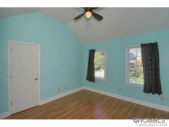 3 Whitleigh Court - Photo 17