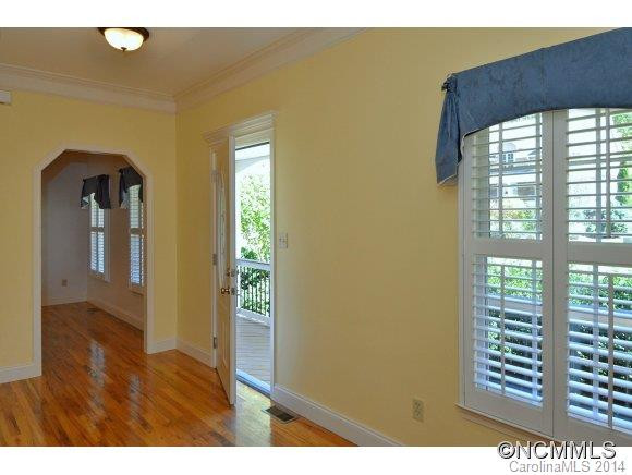 3 Whitleigh Court - Photo 3