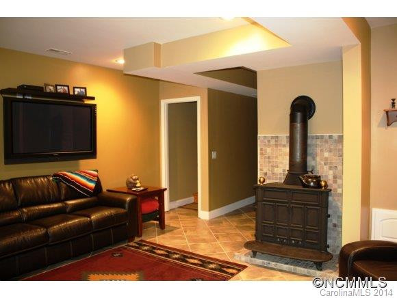 103 Orchard Mountain Rd - Photo 12