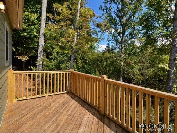 16 EAGLES NEST - Photo 2