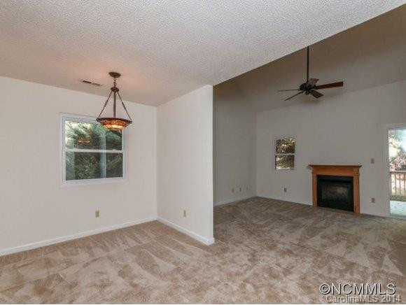 312 OAK PLACE - Photo 5