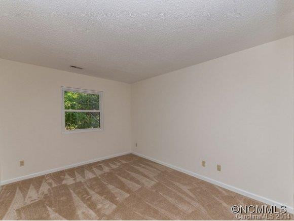 312 OAK PLACE - Photo 8