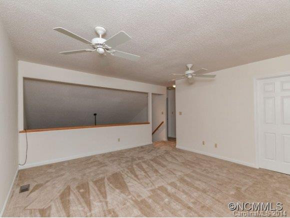 312 OAK PLACE - Photo 10
