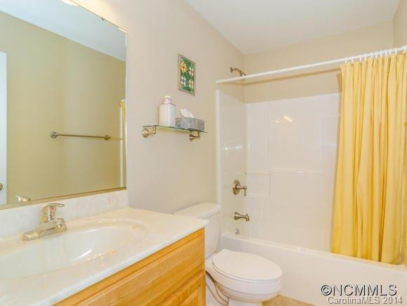 853 West Pointe Drive - Photo 12