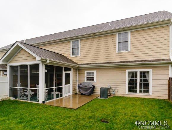 853 West Pointe Drive - Photo 17