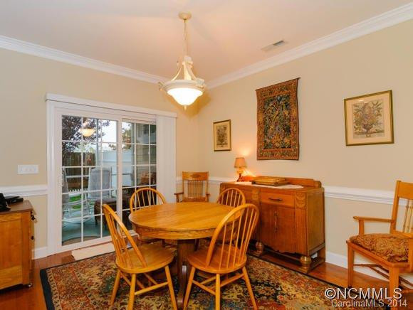 853 West Pointe Drive - Photo 5