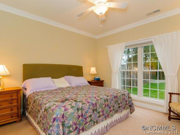 853 West Pointe Drive - Photo 9