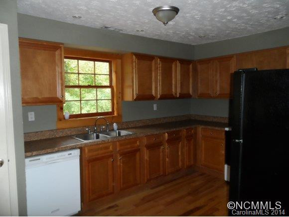 102 Mayflower Lane - Photo 3