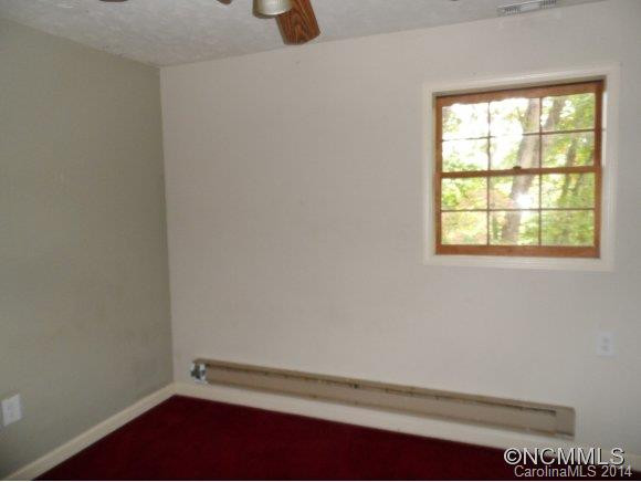 102 Mayflower Lane - Photo 6