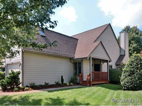 16 LITTLE CEDAR CT