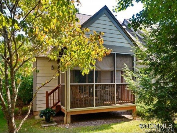 16 LITTLE CEDAR CT - Photo 2