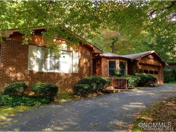 1012 Carousel Lane