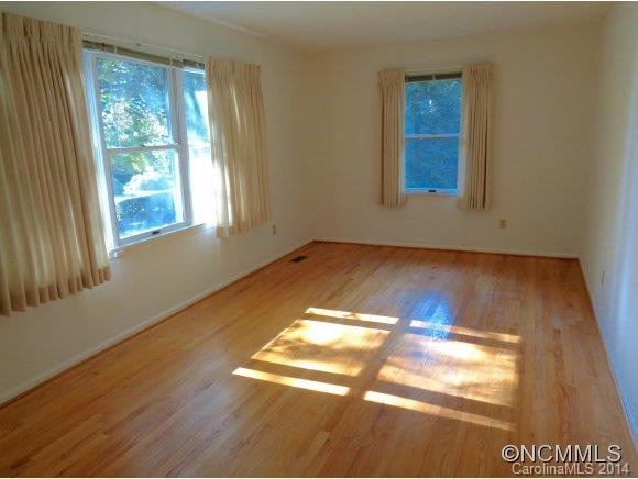 1012 Carousel Lane - Photo 12