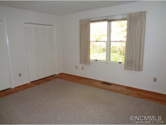 1012 Carousel Lane - Photo 13