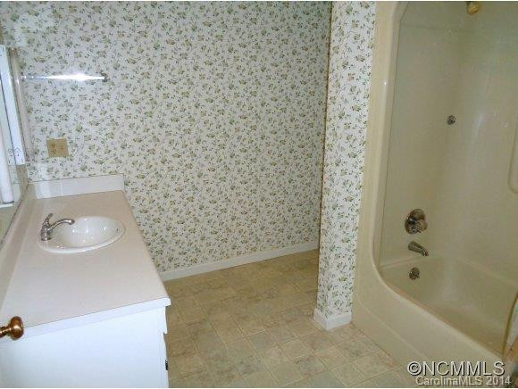 1012 Carousel Lane - Photo 14