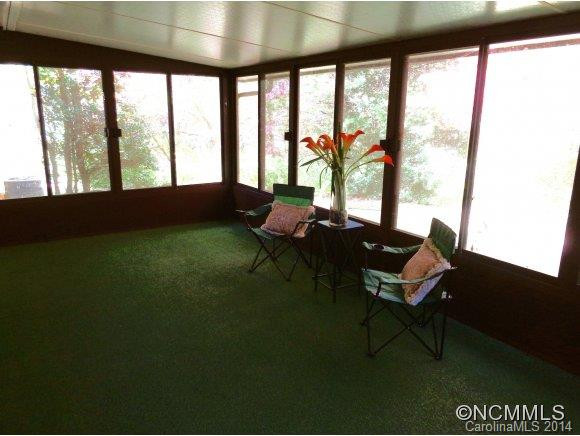1012 Carousel Lane - Photo 15