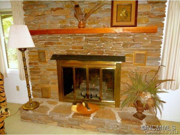 1012 Carousel Lane - Photo 5