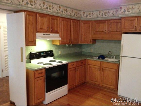 1012 Carousel Lane - Photo 7
