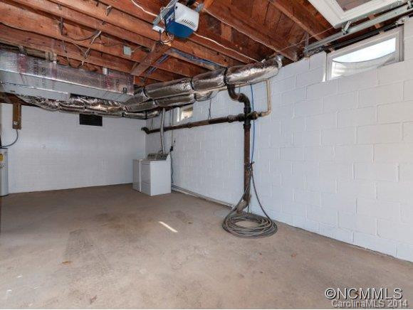105 TRAVIS STREET - Photo 12