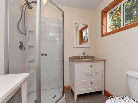 105 TRAVIS STREET - Photo 8